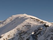 La croce di vetta si avvicina