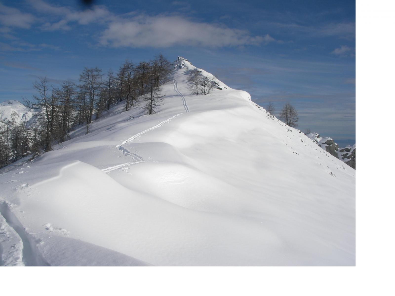 Verso il col Crosiasse.. con il Pellerin ormai alle spalle..