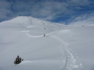 la Sauriel sullo sfondo