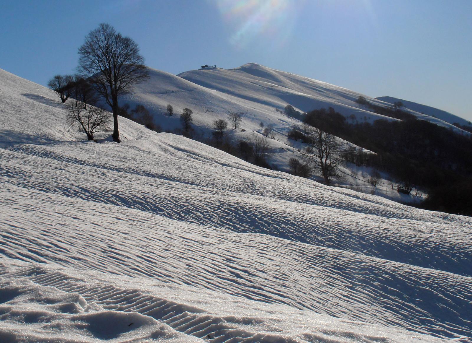 Monte Crocione con arrivo impianti dismessi