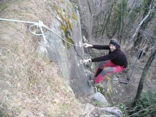 Acrobazie sulla ferrata del castello di Avigliana