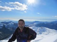 Smarchio con Avigliana  e i suoi laghi alle spalle