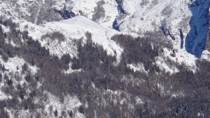 al centro la Quota 1722m della Costa delle Fontane Fredde