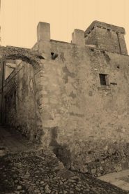 il suo castelletto