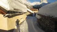 Grange di Valle Stretta in abito invernale
