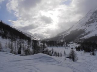 09 - Luci della sera in Val Ferret, Glacier du Miage sullo sfondo illuminato dal sole