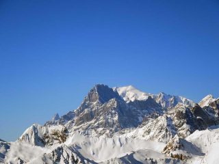 jorasses e dietro il bianco