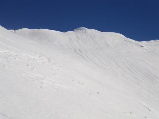 la cresta con cornici