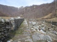 magnifico muretto a secco a Frachiamo  