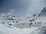 Passo del Maccagno e cima Morticci (a sx)