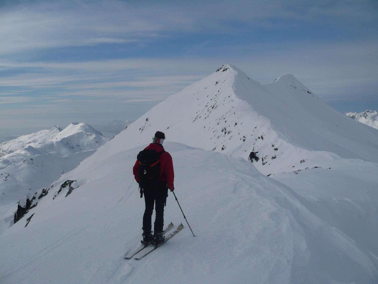 la cresta di salita vista da quota 754 m