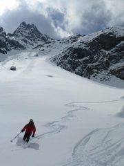 discesa a ridosso dei rileievi