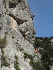 cordata di veterani sulla L3 della via di destra