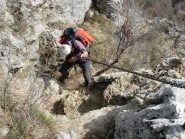 La prima catena sul sentiero per la Bocchetta di Moregge