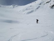 in discesa dal colle