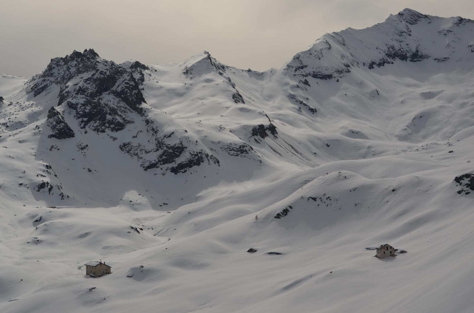 Salendo al Colle di Leppe, Verso il Lavoidillec e la Grand Chasse