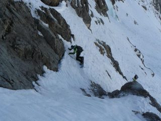 passaggio chiave sulla cengia. Delicato ed expo!