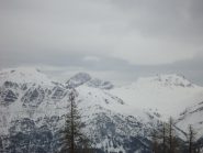 sullo sfondo la Meja