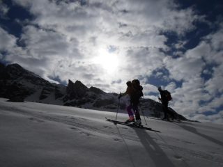 Il sole gioca a nascondino