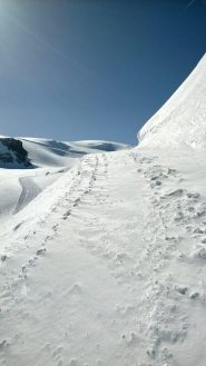 Tracerso verso il rif.Guide del Cervino che evita le piste