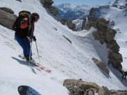 canale sud-ovest ripido ma con neve splendida...