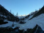 il lungo pianoro con già la vista sul Santuario