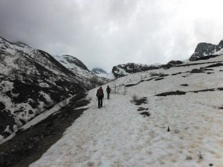 Saliamo sulla strada innevata