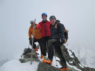 in cima