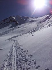 Traccia di salita, muro finale e punta a sinistra