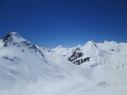 dall'alto il passo del Gries con Arbora sullo sfondo