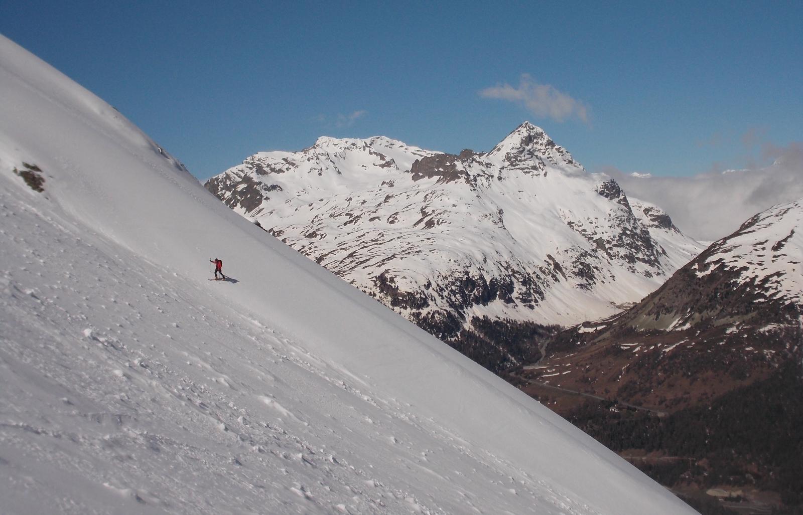 Sullo sfondo il Piz Julier