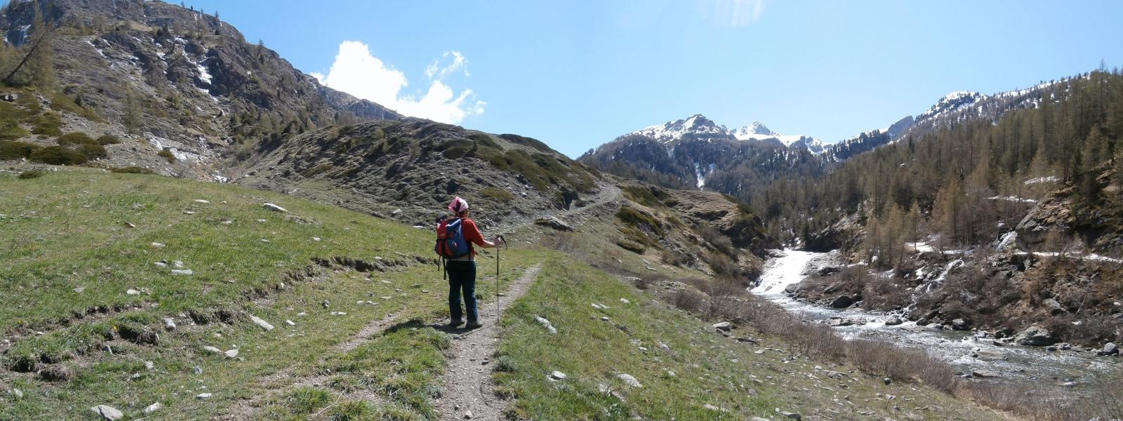 verso la cappella degli alpini,in atto il disgelo...
