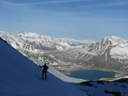 Piero in salita con il Moncenisio alle spalle