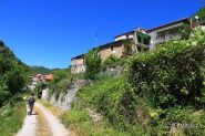 Arrivo alla frazione bassa di Cerisola