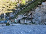 Fontana all'attacco del sentiero degli Alpini