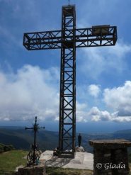 La grande croce di vetta