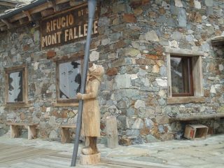 sculture lignee
