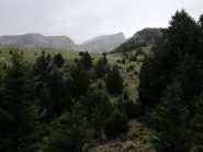 Uno sguardo indietro (al centro la cresta che scende dal Volakias)