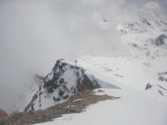 Simona sale sul filo cresta