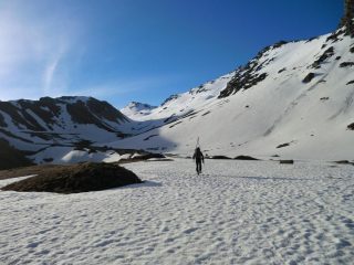 Finisce il portage e si mettono gli sci