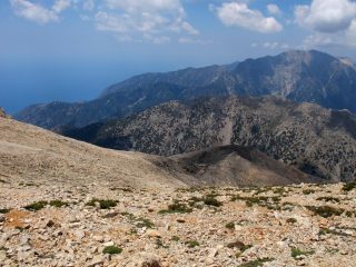 Le creste che separano le gole di Elighia, Samarià e Klados