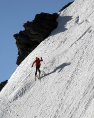 Andrea in volo scalfisce la parete 07/06/2014