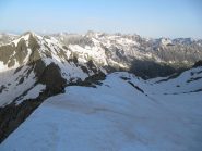 ambiente spettacolare - uno sguardo verso il Mercantour mentre salgo