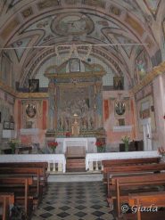 Interno della chiesa del Santo Sudario a Albra