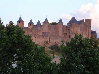 CARCASSONNE