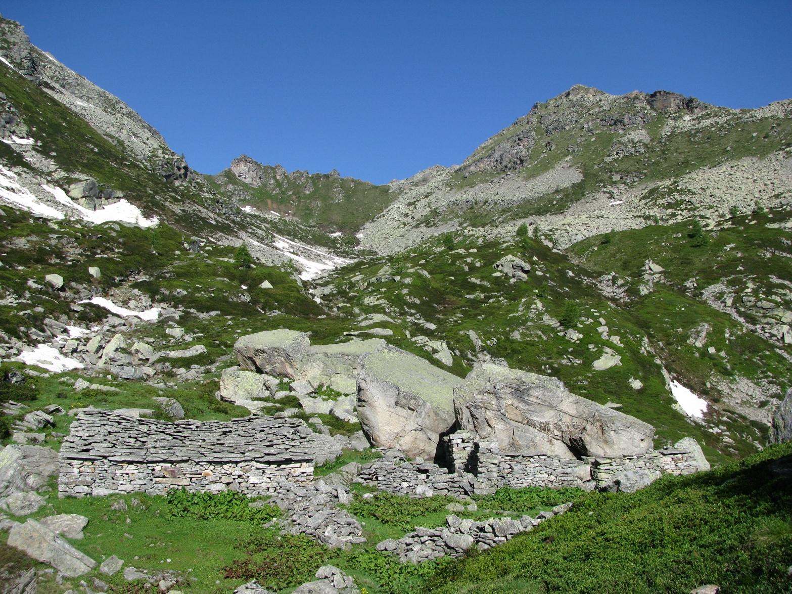 Alpe Muanda, Bocchetta Fioria e Punta di Pelousa