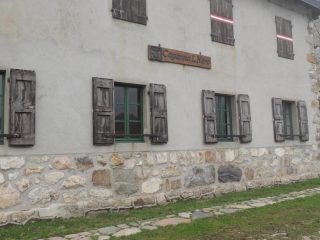 rifugio del lago Nero
