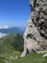 In discesa tra i giganti di roccia
