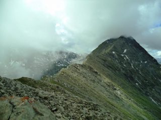 dal ciabertas la cresta NE per l'albergian
