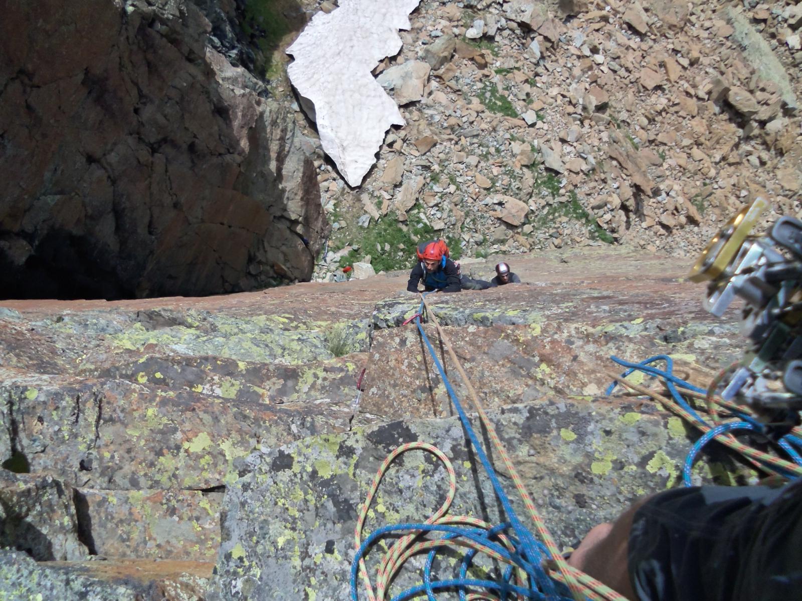 Gionata e Diego nella  totale verticalità del secondo tiro